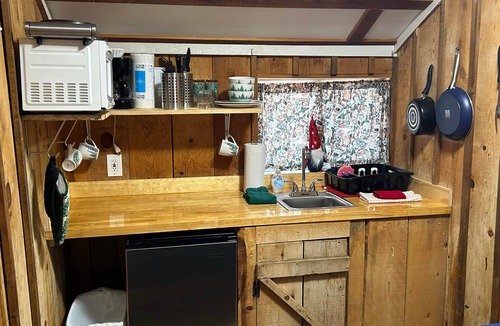 Christopher Creek Cabin | Cabin #6 - Studio - No Fireplace