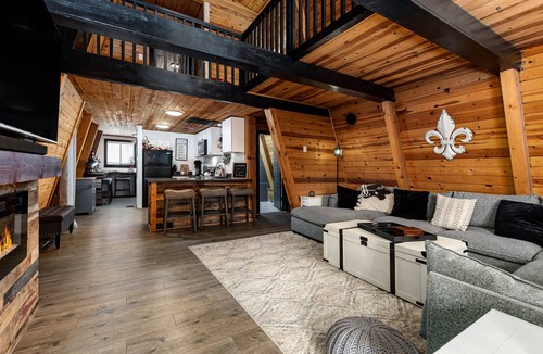 Williams Cabin | Cabin Near Grand Canyon South Entrance 1 hour away – Quiet Forest Retreat