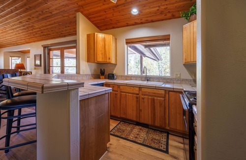 Torreon Cabin | Cabin with horse boarding availability May thru October.