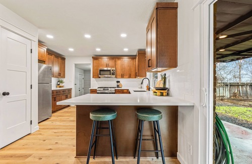 Caldwell House | Caldwell Home Adj. West Valley Medical C of I, Wine Trail, Rodeo & Golf