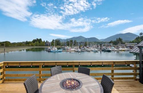Ucluelet Resort | Canadian Princess Lodge & Marina
