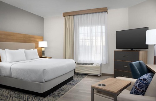Mount Vernon Hotel | Candlewood Suites Alexandria - Fort Belvoir by IHG