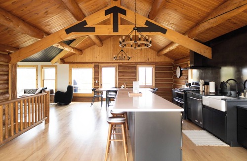 Moorcroft Cabin | Canyon Hideout at Devils Tower