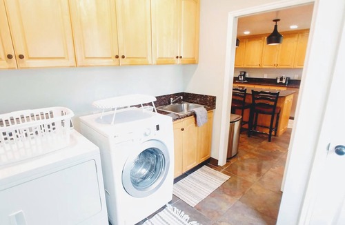 Little Rock Canyon House | Canyon Road Home - Newly remodeled - Spacious yard - Amazing Views-Close to BYU!