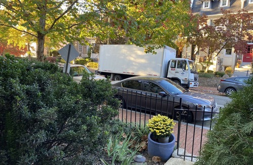 Stanton Park Apartment | Cap Hill Renovated Apt in Beautiful Historic Home - Walk to Capitol