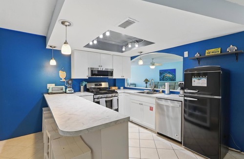 Port Canaveral Villa | Cape Canaveral, 2nd Story, 3 Bedroom, 2 Bathroom, Rooftop Deck, near Beach