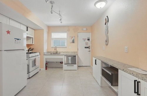 Port Canaveral Villa | Cape Canaveral 2 Bedroom with Office near the Beach