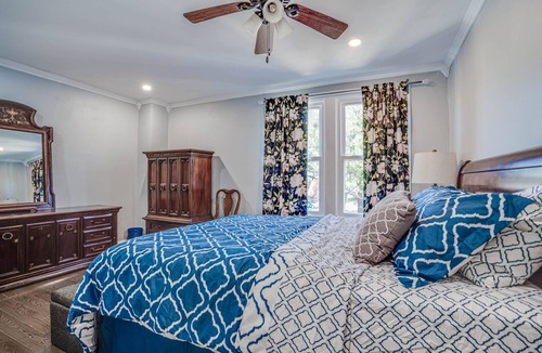 Kingman Park House | Capitol Hill and Downtown DC townhouse for long-term and short term stay
