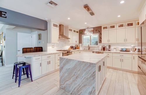 New Town House | Captain's Cove | Canalfront w/Pool & Boat Lift