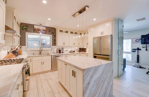 New Town House | Captain's Cove | Canalfront w/Pool & Boat Lift