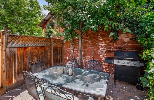 Flagstaff Cottage | Captivating England House Cottage, Perfect Location, Charm & Beauty Abounds!