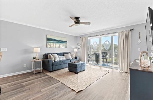 Carolina Yacht Landing House | CAROLINA YACHT A2