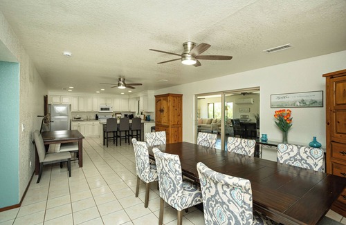 Cottonwood House | Casa de SOM - Pet & Visitor Friendly - Proceeds all go to SOM Non-Profit