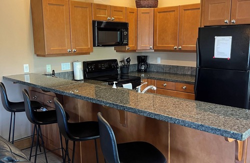 Osoyoos Condo | Casa Del Mila Oro 2 Bedroom Condo Resort with Private Beachfront