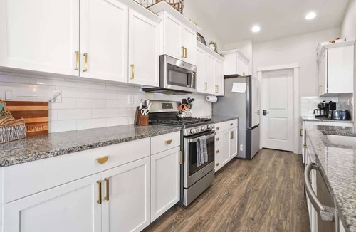 Caldwell House | Casa Grande – Hot Tub, Game Room & Sleeps 16 Near Boise
