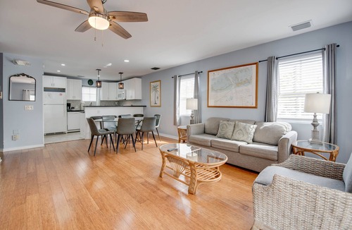 Uptown - Upper Duval House | Casa Havana | Old Town Condo w/Pool & Balcony