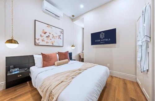 Riverdale Hotel | Casa Hotels Gerrard Home Base for CN Tower