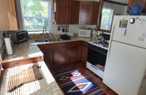 Rolla House | Cedar Haven Rolla - Relax in comfort close to downtown!