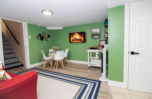 Central Islip Apartment | Central 2BR, Garden Suite, Top Amenities & Care!