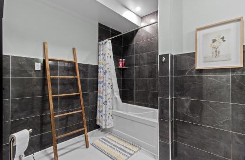 Downtown St. John's House | Central 5BR St Johns Stay Near MUN & Downtown