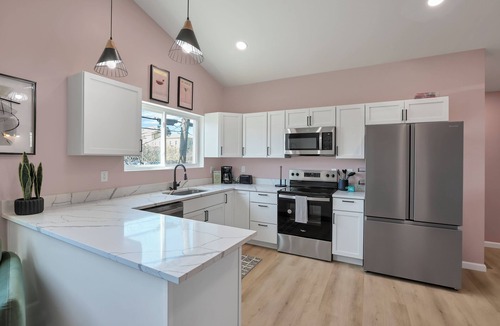 Olde Towne East House | Central Columbus -1BR Cozy Retreat -Old Towne East