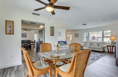 Whitfield House | Centrally Located Sarasota Home w/Heated Pool!