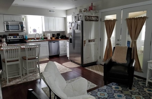 St. Michaels Cottage | Charming 1-bedroom cottage in downtown Saint Michaels