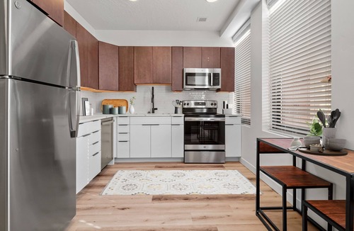 Rio Grande Apartment | Charming 1-bedroom Loft in Downtown Salt Lake City with WiFi, Free parking -212