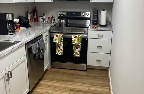 Dale City House | Charming 1-bedroom house in superb Woodbridge with AC, WiFi and free parking