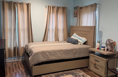 Woodmore House | Charming 1-bedroom house with AC in lovely Bowie
