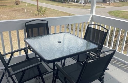 Surfside Beach Cottage | Charming 2-bedroom cottage near downtown Surfside Beach. Quick walk to the beach