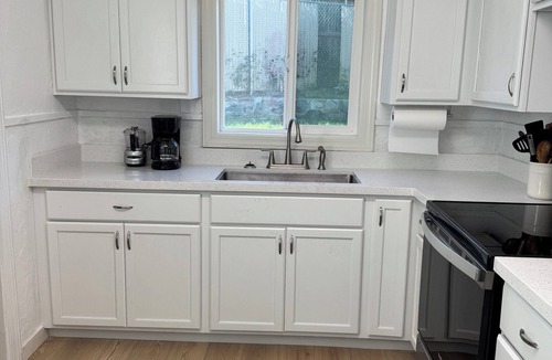 Mountain Club Cottage | Charming 2-bedroom cottage in Prescott 7 minutes from downtown - FULLY RENOVATED
