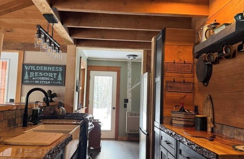 Northeast Somerset House | Charming 2-bedroom house in Rockwood perfect for unplugging!