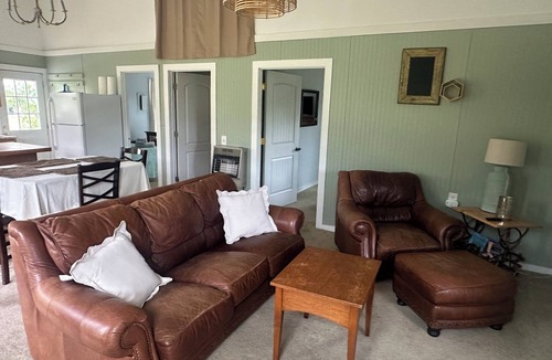 Cedar Island House | Charming 2-bedroom house with private beach access in peaceful Cedar Island