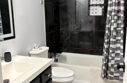 Belvedere Park House | Charming 3-bedroom townhome with AC in Decatur