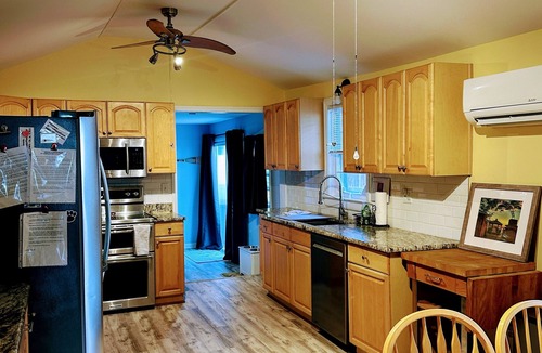 Colonial Beach Cottage | Charming 4-bedroom, 2-bath cottage, dog friendly, AC, WiFi, 1 block to beach