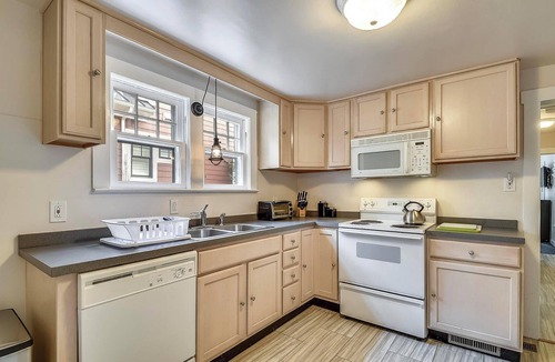 South Rehoboth Cottage | Charming 5BR Coastal Cottage–Steps from Rehoboth Beach, Dog-Friendly&Fenced Yard