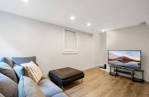 Stevens House | Charming and Spacious 3Beds3Bath Seattle Townhome