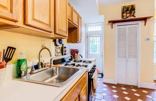 Near Northeast House | Charming Capitol Hill House, steps to Union Station, the H St. Corridor, and many DC Landmarks!