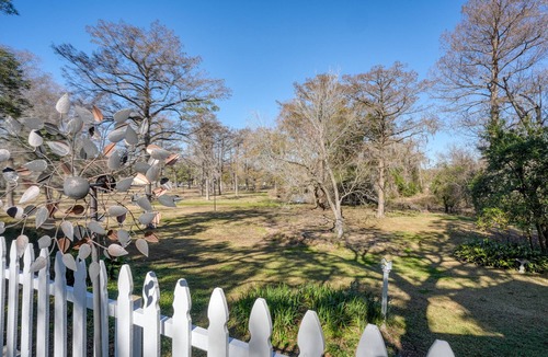 Wilmington Cottage | Charming Cottage near historic downtown Wilmington. 10 min to Wrightsville Beach