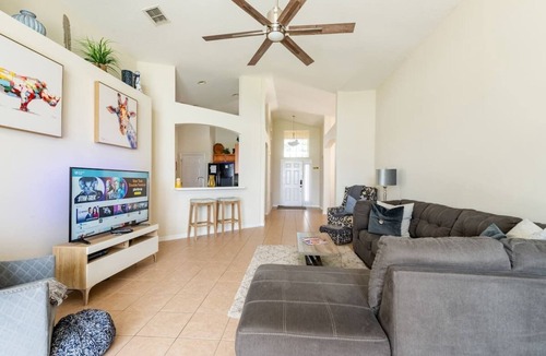 West Haven Villa | Charming Family Villa 15 Minutes from Disney World with Heated Pool!