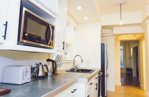Broadway House | Charming house with Space Needle view in historic Capitol Hill Seattle