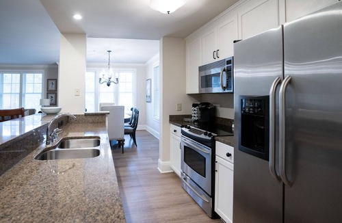 Greensboro Condo | Charming Reynolds Condo; WALK TO THE RITZ; On Golf Course
