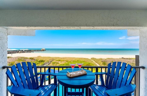 Avon By The Sea Apartment | Chateau by the Sea - Cocoa Beach Oceanfront Penthouses with Rooftop Deck next to the Pier