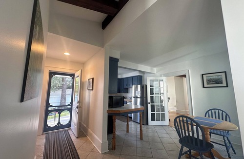Chester House | ChesterGuestHouse · Charming Chester Classic in Village Core
