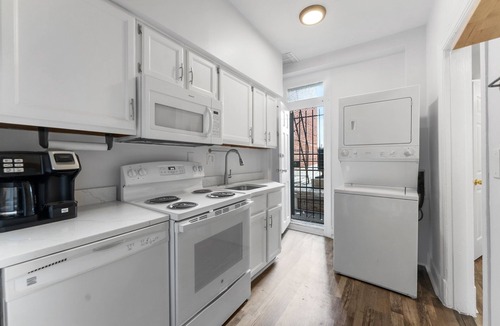 Kalorama Heights Apartment | Chic 1-bedroom apartment in brilliant Washington with WiFi, AC