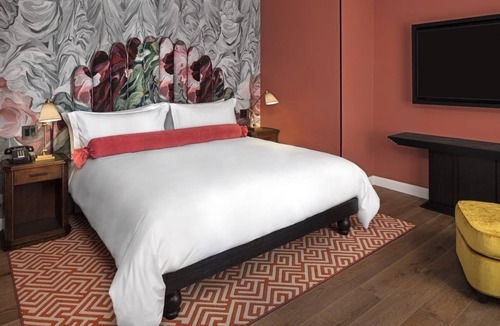 Chinatown Hotel | Chic Capitol Stay | 4 Units | Free WiFi | Close to White House