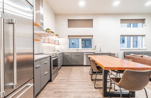 Yesler Terrace House | Chic Condotel with WiFi, fitness room in Fabulous Seattle