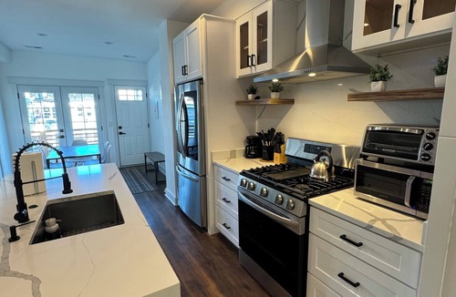 Petworth House | Chic DC Home in Petworth w/Private Parking – Near Metro & Sights!