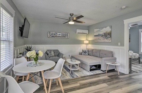 Kill Devil Hills Cottage | Chic Outer Banks Bungalow < 1 Mi to Beach!